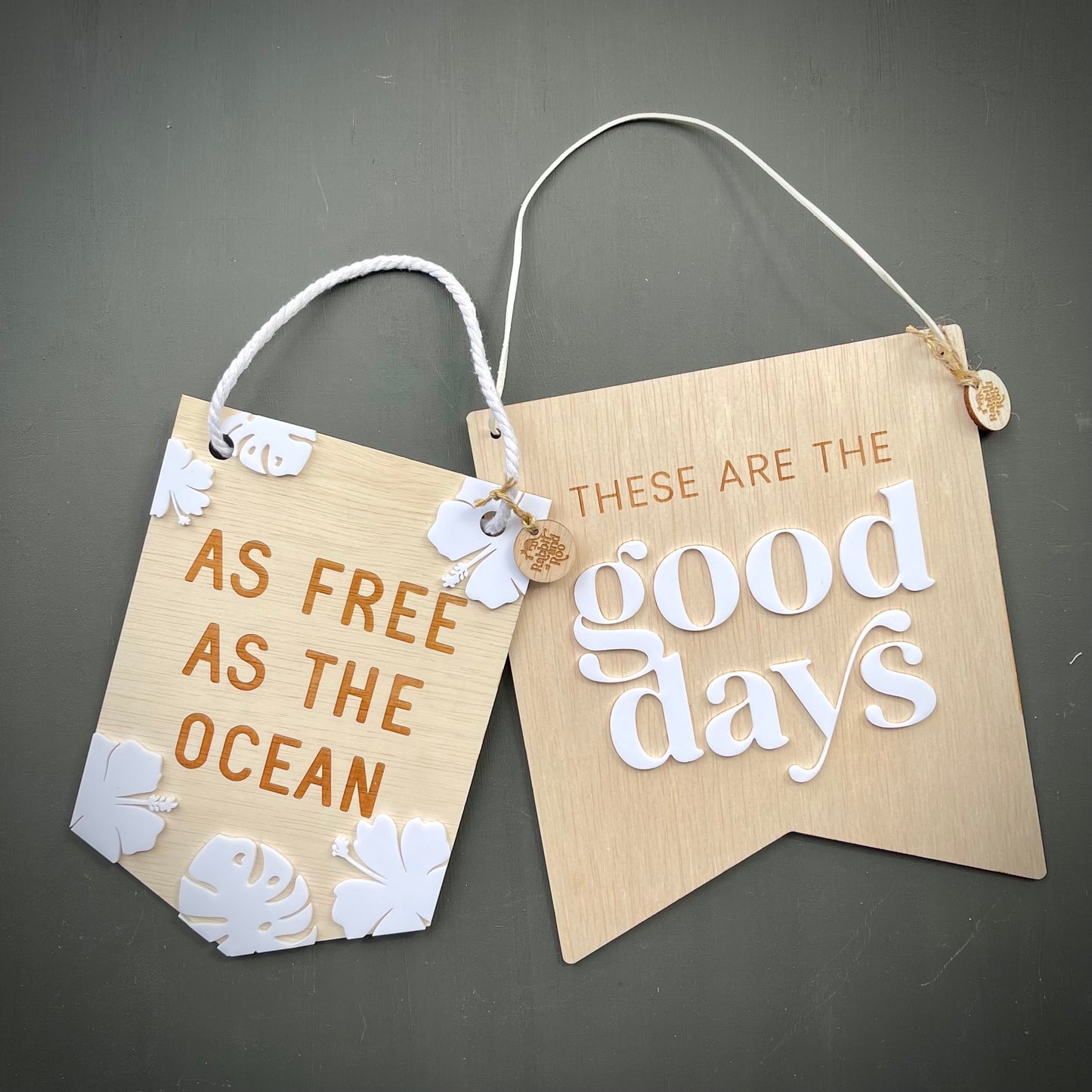 Surfing Plaque | Floral Design