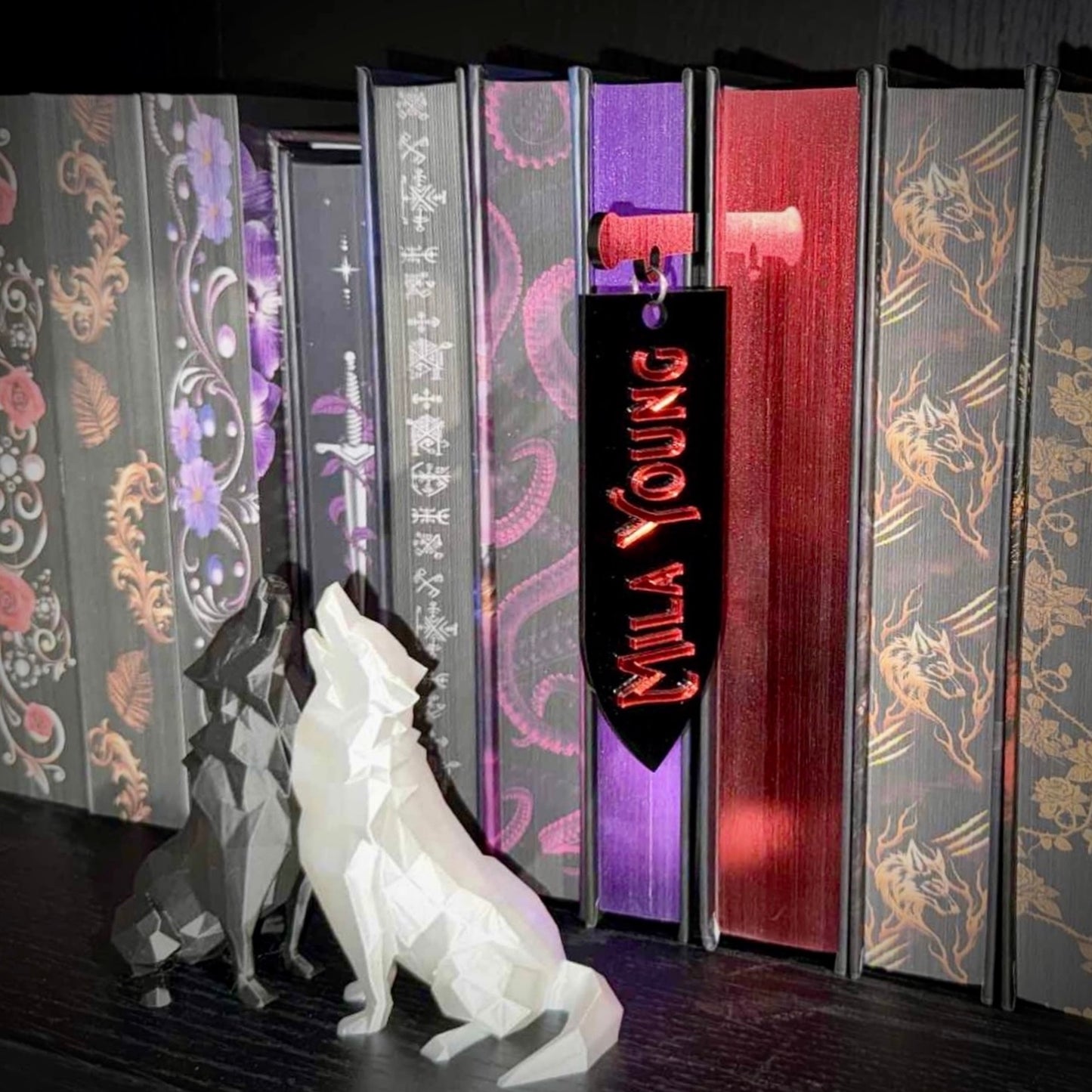 Book Tavern Sign | Medieval Gothic Fantasy Style | Acrylic Shelf Label for Book Organisation