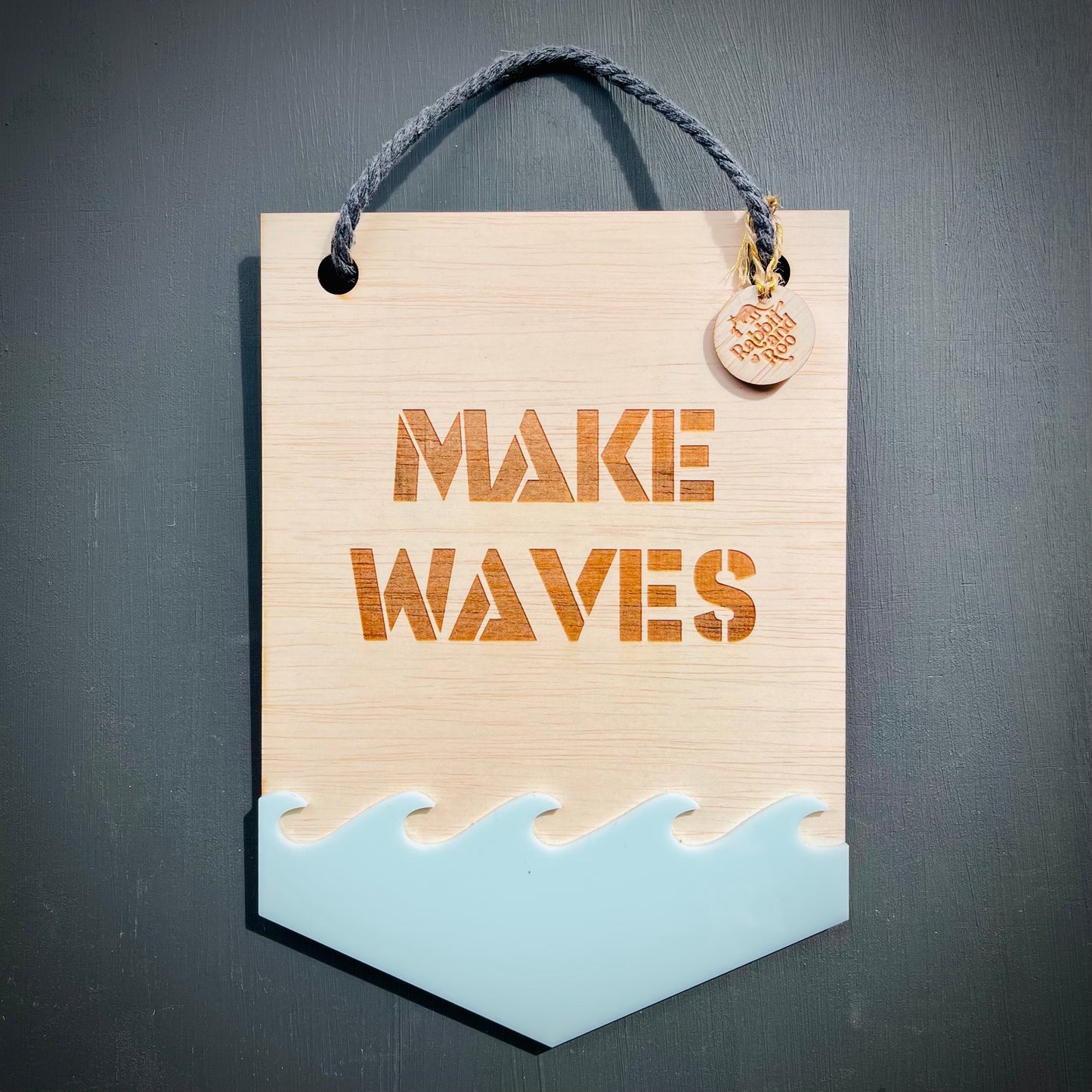 Surfing Plaque | Wave Design