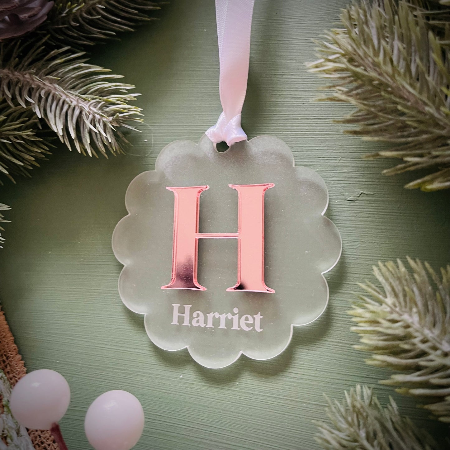 Christmas | Scalloped Initial Design