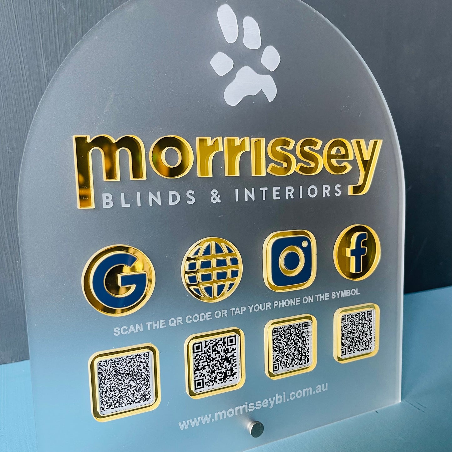 Business | NFC Smart Tag & QR Code Stand