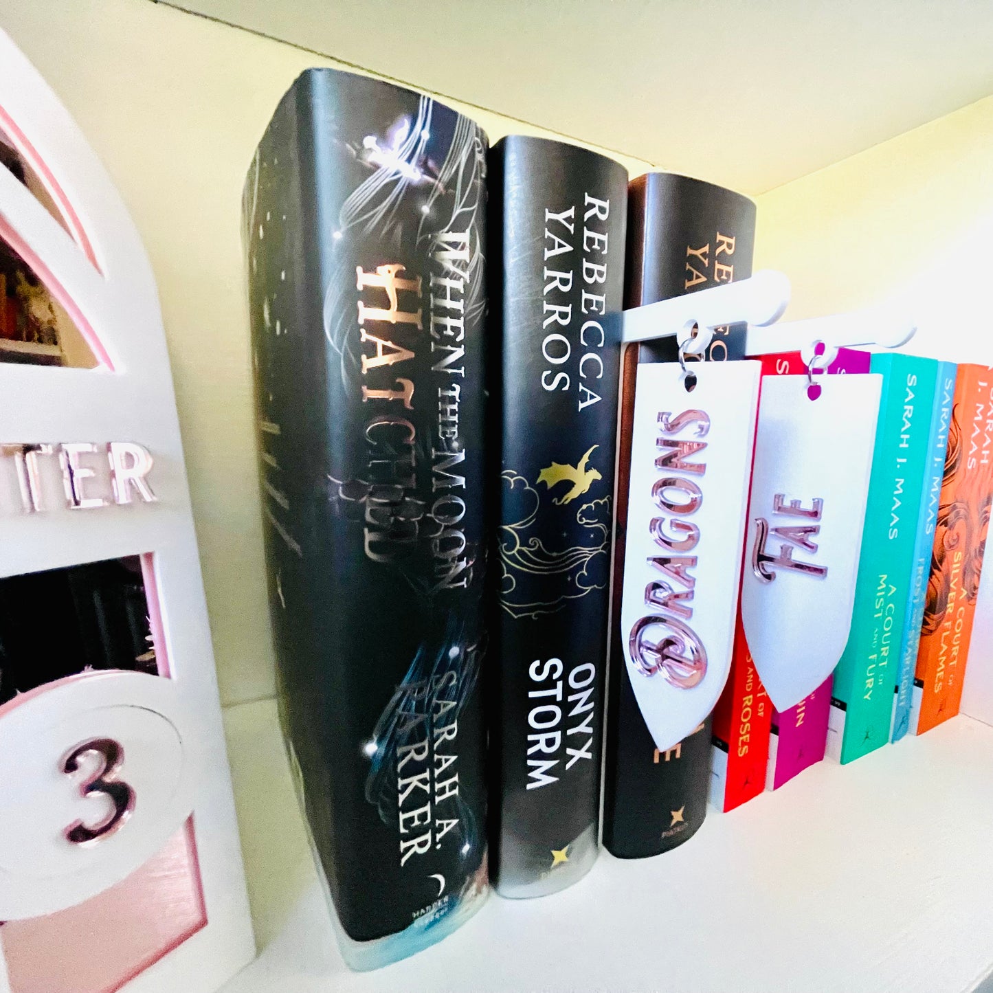 Book Tavern Sign | Medieval Gothic Fantasy Style | Acrylic Shelf Label for Book Organisation