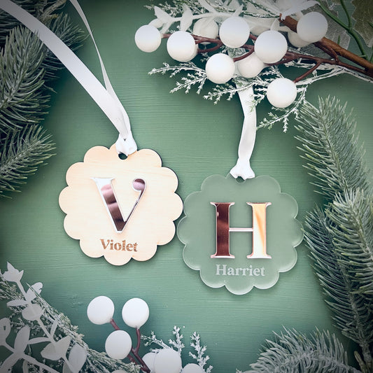 Christmas | Scalloped Initial Design