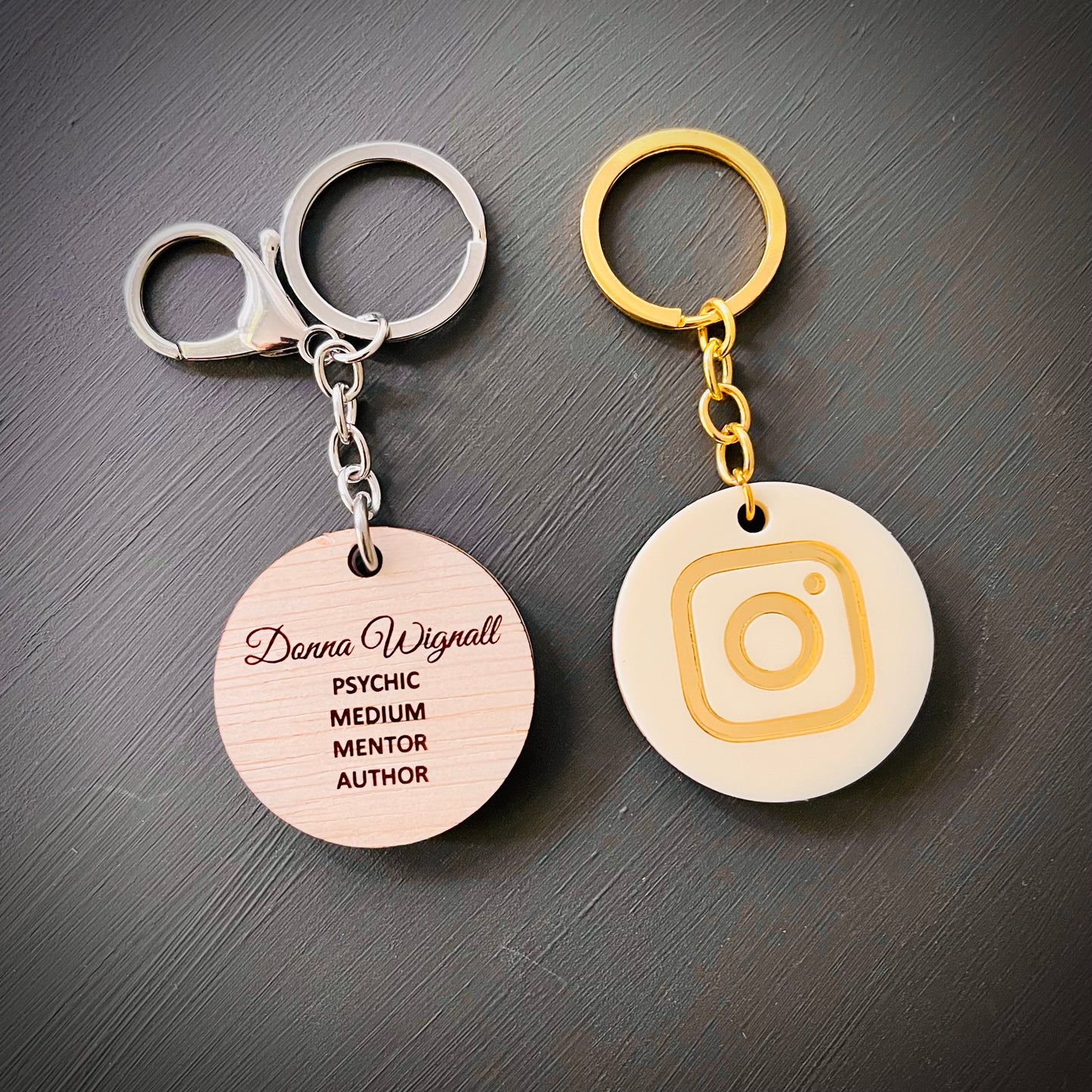 Business | NFC Smart Keyring – Instant Sharing, Effortless Convenience