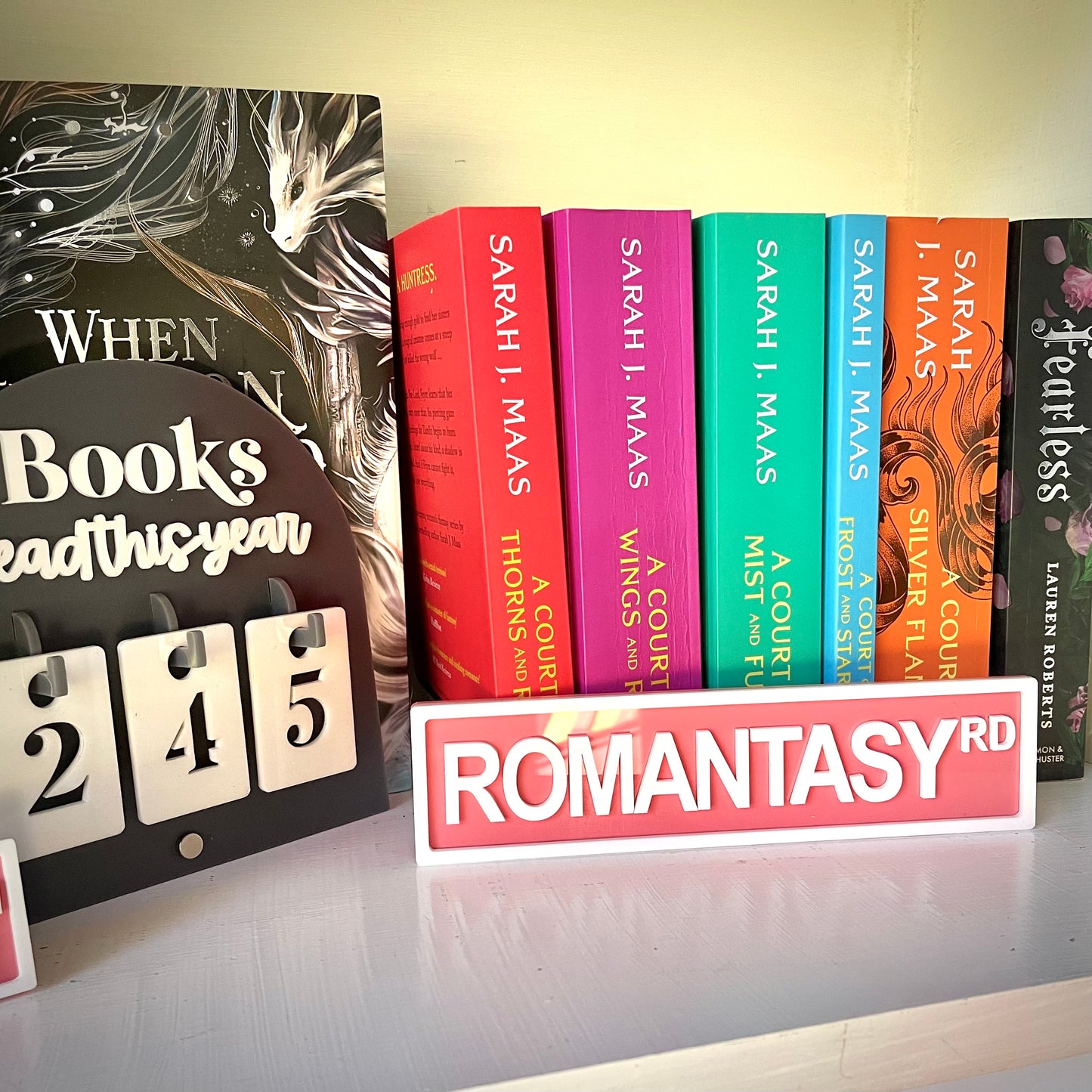 Book Tracker with Hook-On Numbers | Freestanding Acrylic Arch