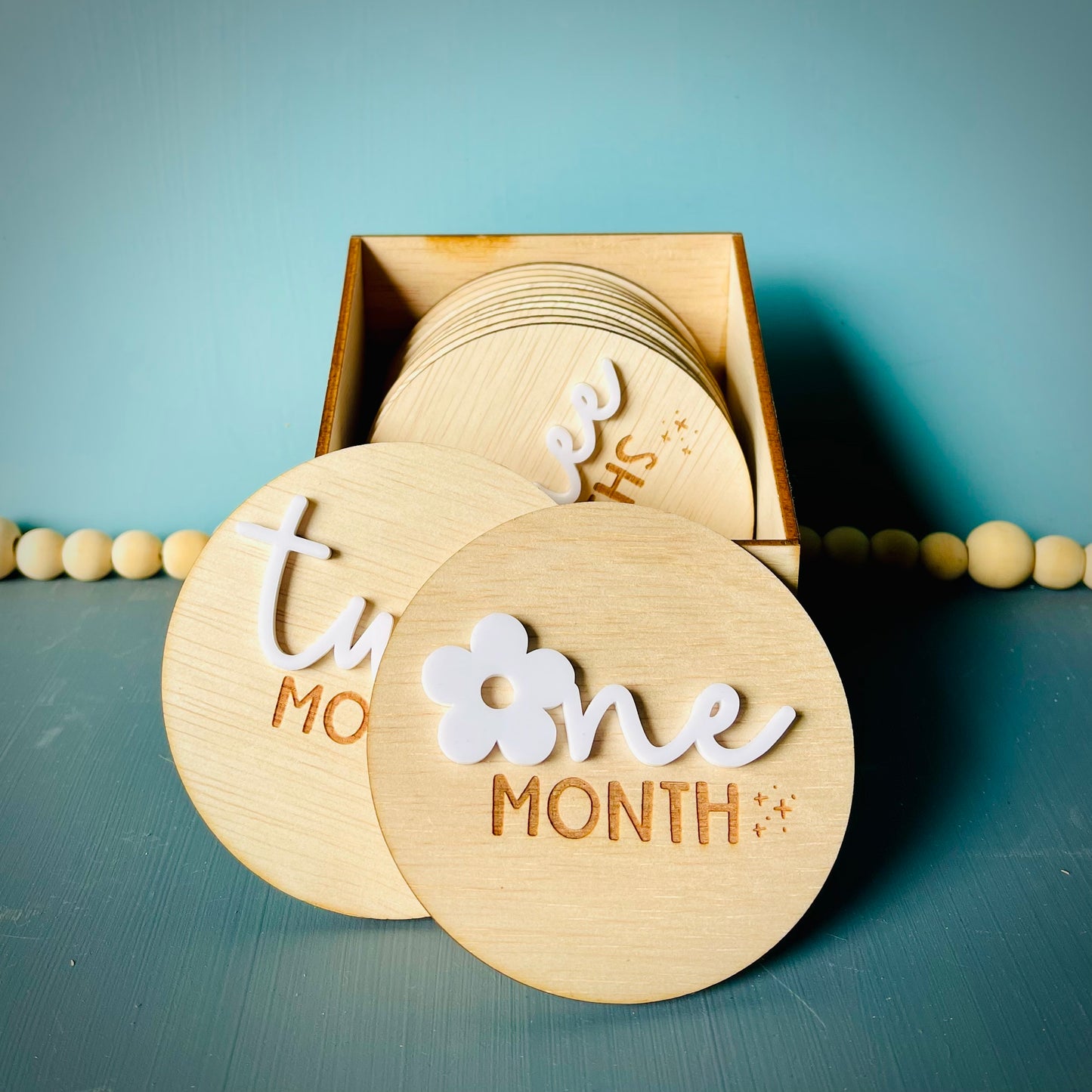 Baby Daisy Announcement Set