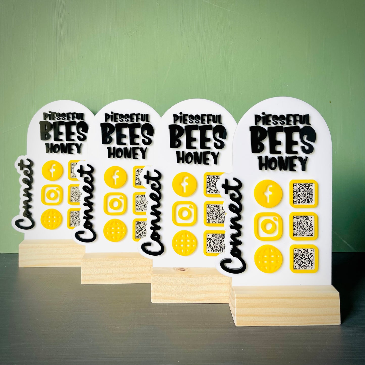 Business | 3D Social Media Stand - Small