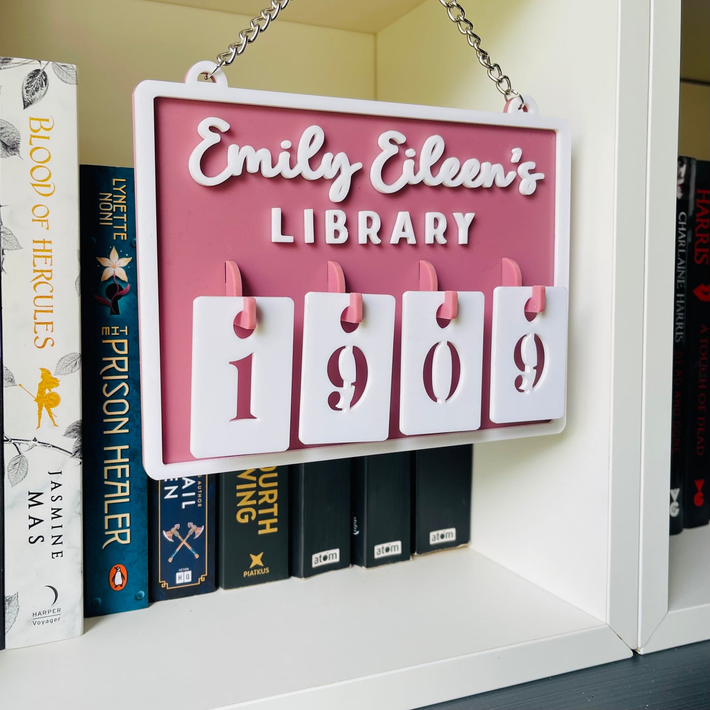 Book Tracker 1000 | Personalised Hanging Book Tracker with Number Hooks | Home Library Book Count Sign