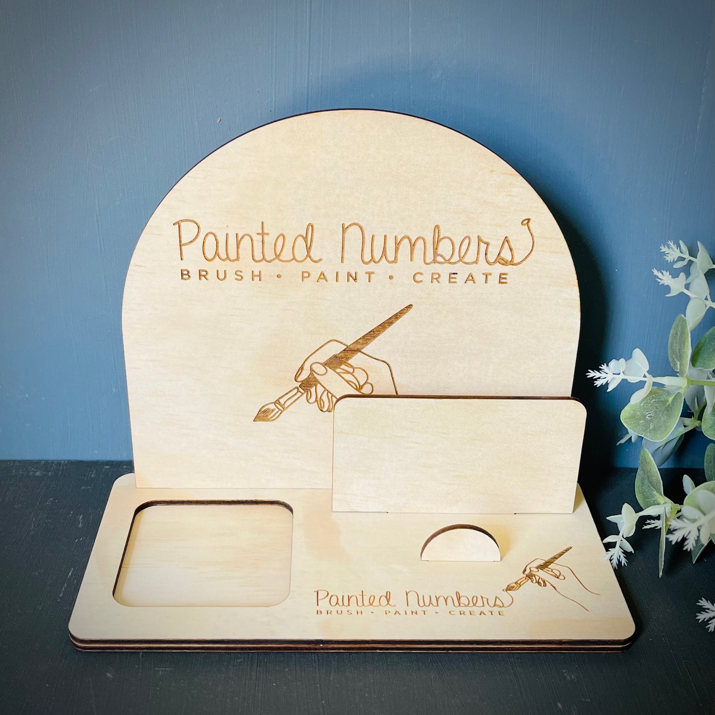 Business | Wooden Square Reader Arch Stand