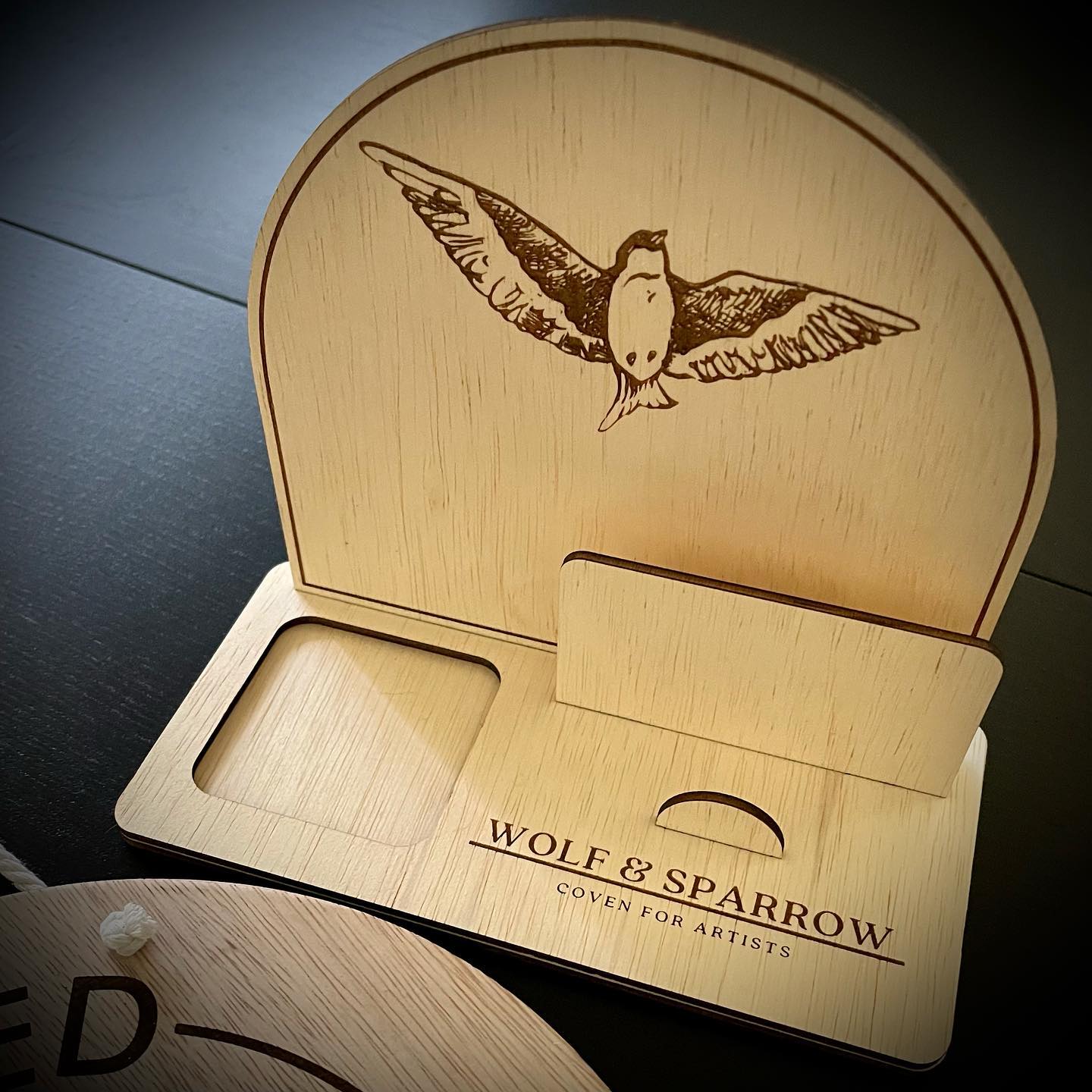 Business | Wooden Square Reader Arch Stand