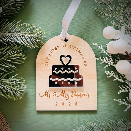 Christmas | Our First Christmas as Mr & Mrs (Personalised) Wedding Cake