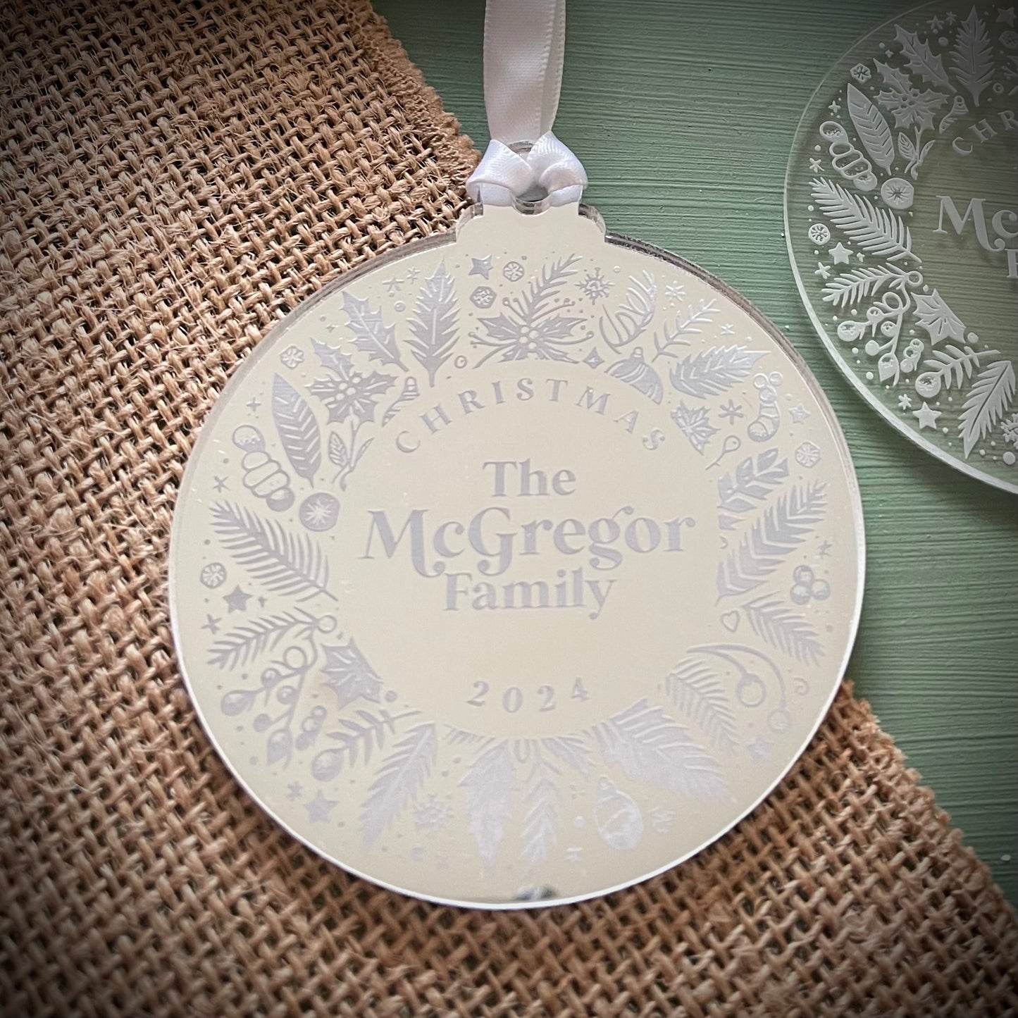 Christmas | Family Bauble Wreath Design