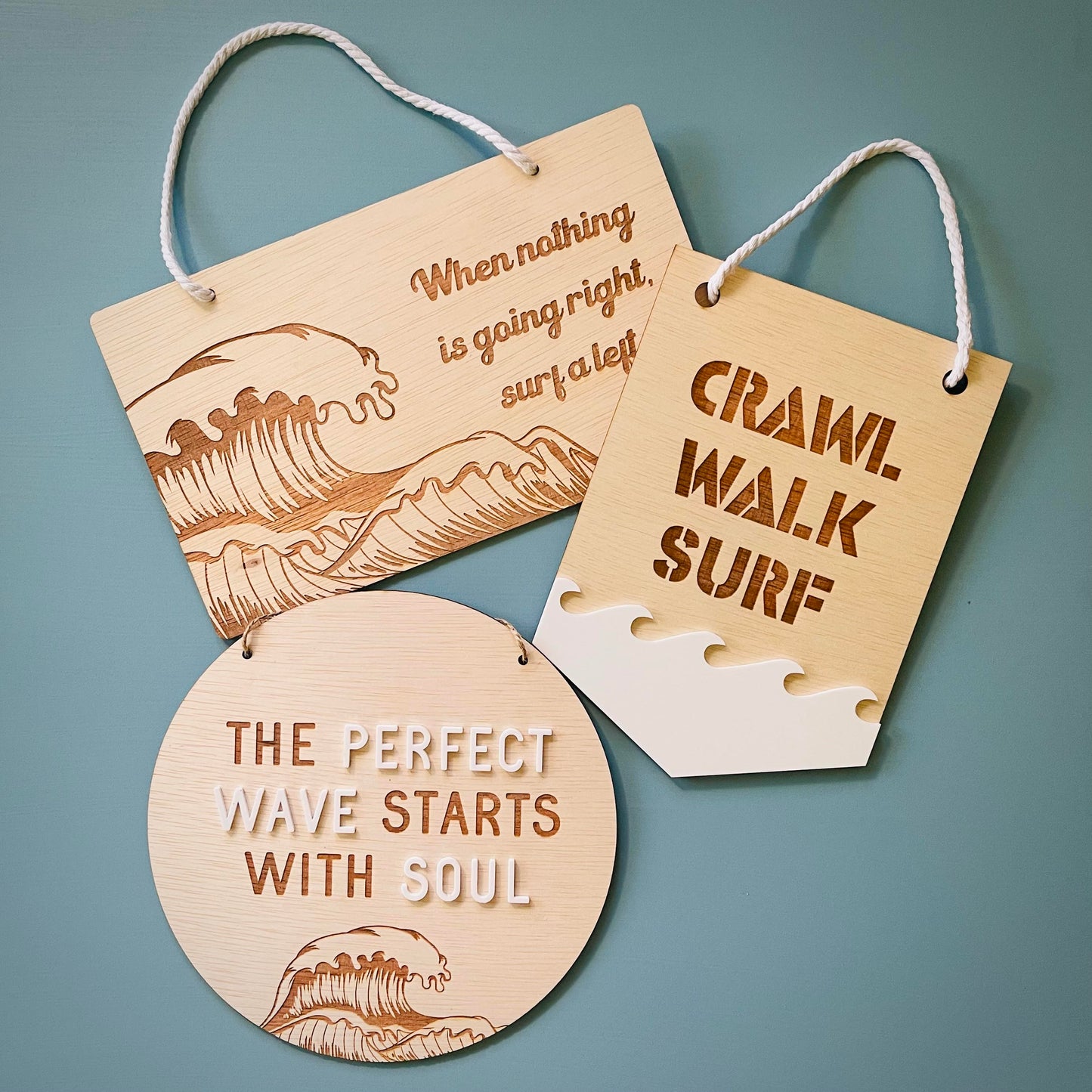 Surfing Plaque | Wave Design