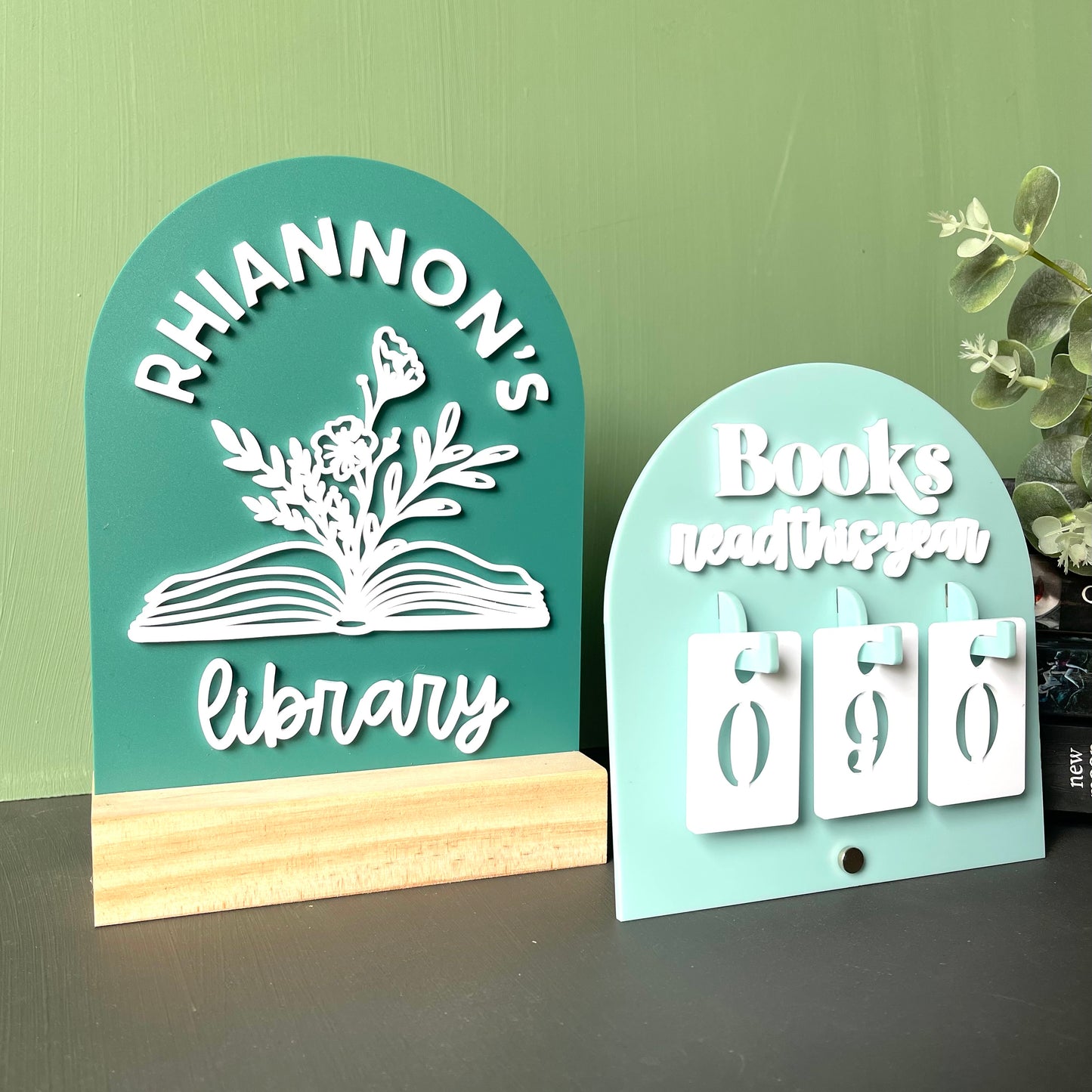 Book Tracker with Hook-On Numbers | Freestanding Acrylic Arch
