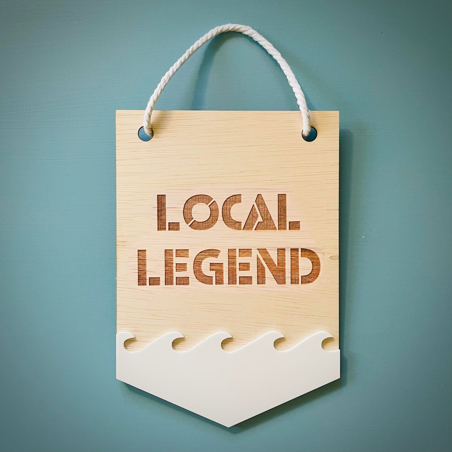 Surfing Plaque | Wave Design